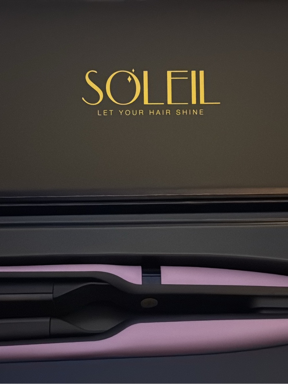 Purple Hair Straightener - Sleek Home Styling Tool